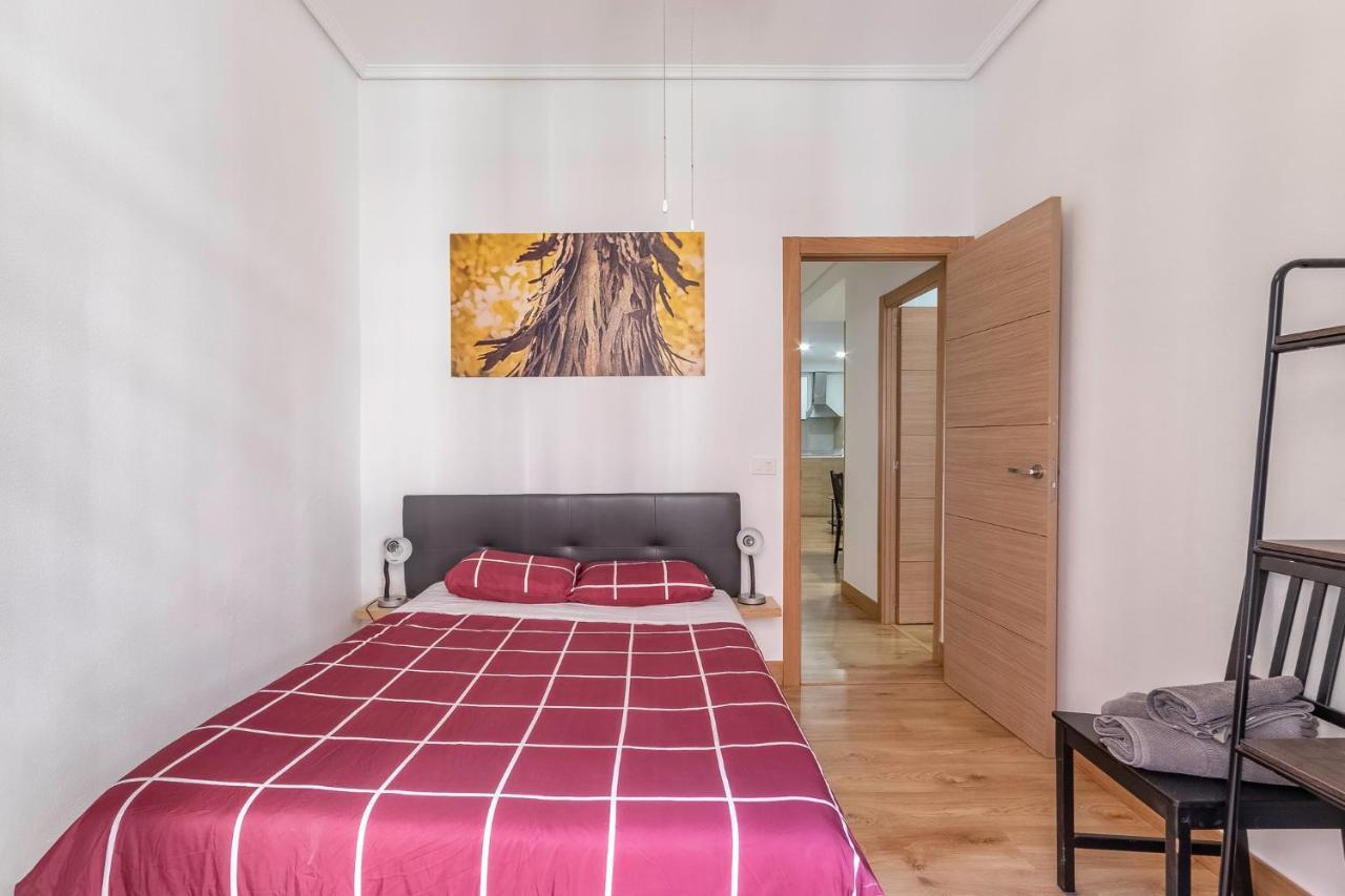 Apartamento Junto Al Guggenheim Con Parking Gratuito Bilbau Exterior foto